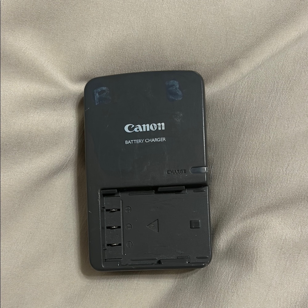 Canon Battery Charger CB-2LW